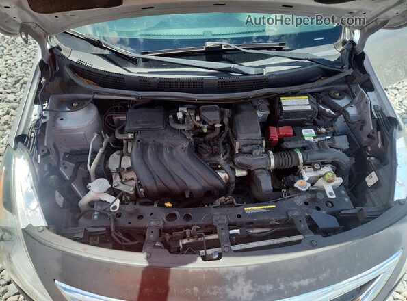 3N1CN7AP6JL813126 2018 NISSAN VERSA Silver 