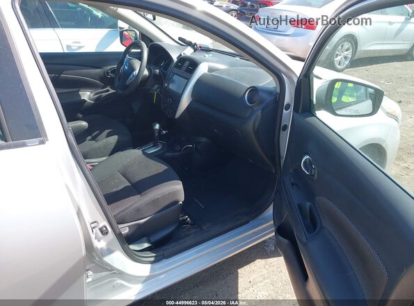 3N1CN7AP6KL843339 2019 NISSAN VERSA Silver 