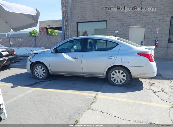 3N1CN7AP7GL839873 2016 NISSAN VERSA Gray 