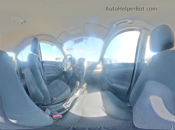 3N1CN7AP7KL821432 2019 NISSAN VERSA Gray 