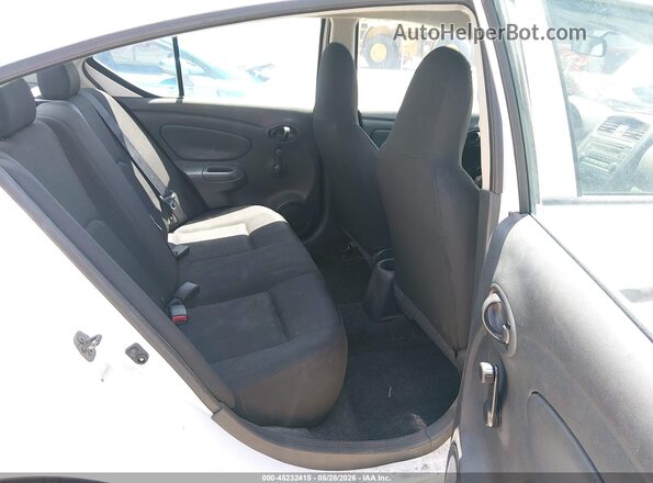 3N1CN7AP8HL820458 2017 NISSAN VERSA White 