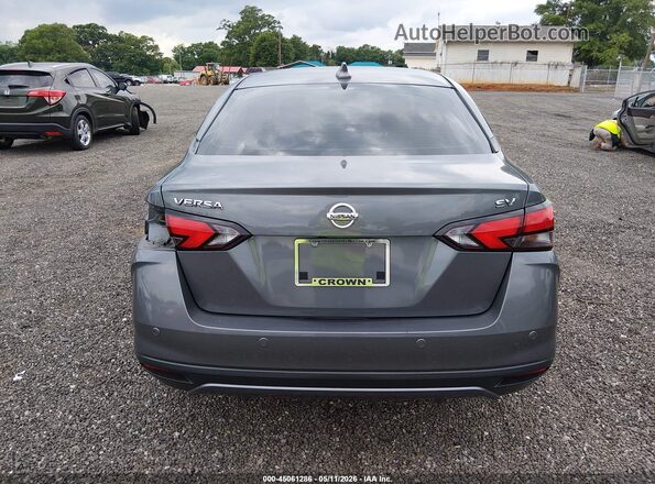 3N1CN8EV0ML824075 2021 NISSAN VERSA Gray 