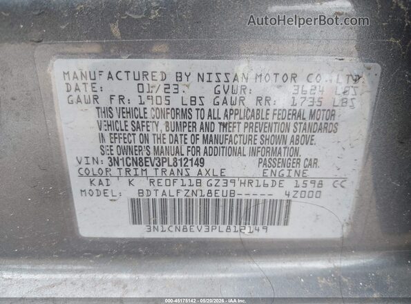 3N1CN8EV3PL812149 2023 NISSAN VERSA Gray Widok komory silnika