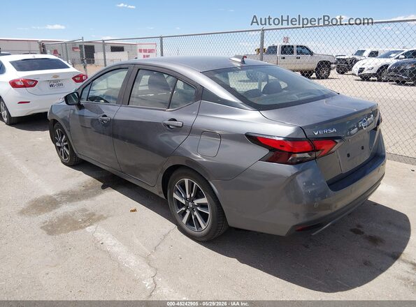 3N1CN8EV5ML818451 2021 NISSAN VERSA Gray 