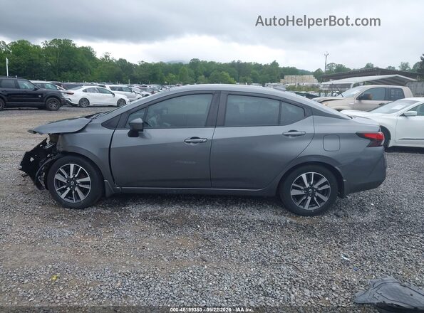 3N1CN8EV5ML848954 2021 NISSAN VERSA Gray 