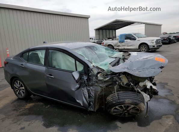 3N1CN8EV7SL870192 2025 NISSAN VERSA Серый Передняя правая четверть