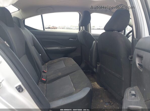3N1CN8EV7SL906334 2025 NISSAN VERSA Silver Vista de la etiqueta del VIN