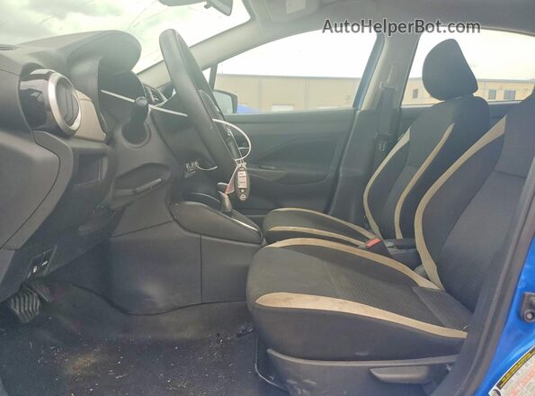 3N1CN8EV9ML861044 2021 NISSAN VERSA Blue 
