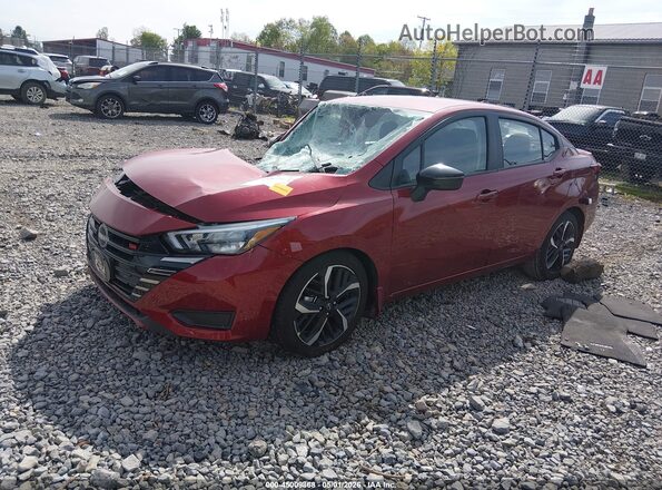 3N1CN8FV8SL873682 2025 NISSAN VERSA Red Առջևի ձախ երեք քառորդ տեսարան