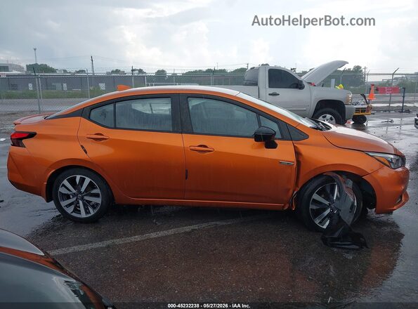 3N1CN8FVXML854893 2021 NISSAN VERSA Orange Սալոնի հետևի տեսք