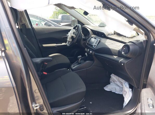 3N1CP5BV1RL512609 2024 NISSAN KICKS Gray წინა სალონის ხედი