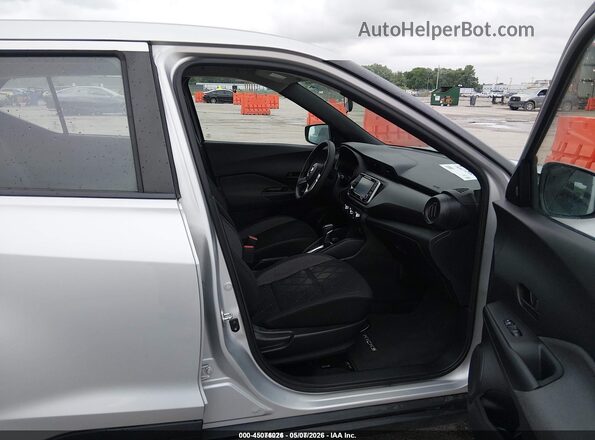 3N1CP5BV2LL532844 2020 NISSAN KICKS Silver Widok wnętrza z przodu