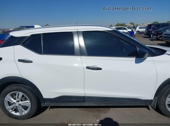 3N1CP5BV3RL533087 2024 NISSAN KICKS White Vista interior trasera