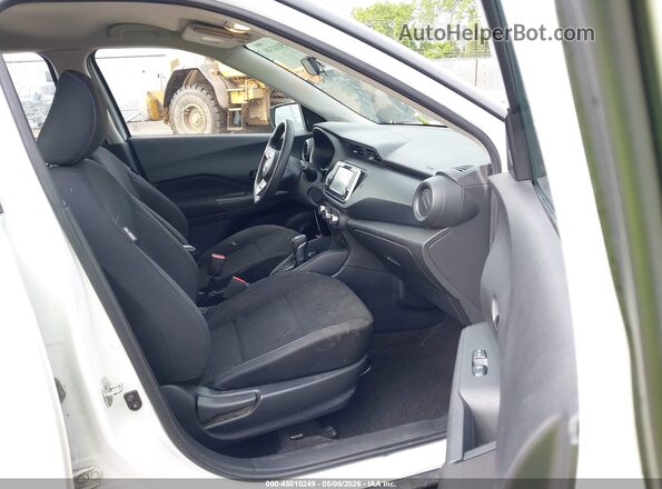 3N1CP5BV4NL496948 2022 NISSAN KICKS White Front interior view