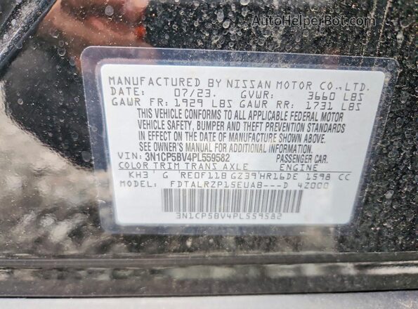 3N1CP5BV4PL559582 2023 NISSAN KICKS Black Widok naklejki z numerem VIN