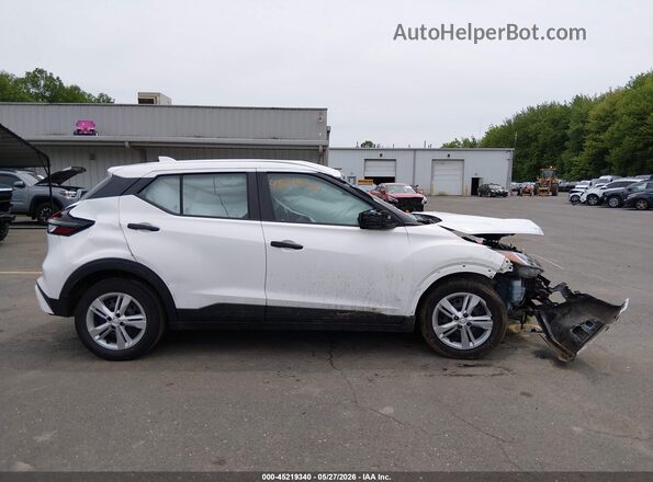 3N1CP5BV7ML485294 2021 NISSAN KICKS White Rear interior view