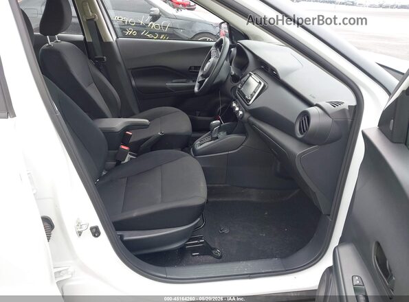 3N1CP5BVXSL478126 2025 NISSAN KICKS PLAY Белый Вид салона спереди