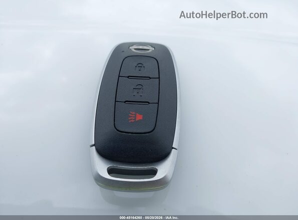 3N1CP5BVXSL478126 2025 NISSAN KICKS PLAY Белый Вид панели приборов