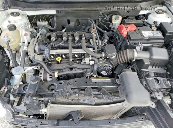 3N1CP5CU0KL566236 2019 NISSAN KICKS White Вид підкапотного простору