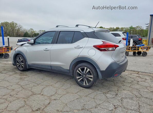 3N1CP5CU1JL509140 2018 NISSAN KICKS Silver უკანა მარცხენა