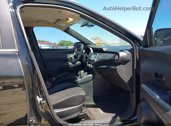 3N1CP5CU1JL530053 2018 NISSAN KICKS Black Вид салону спереду