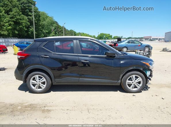 3N1CP5CU1JL530053 2018 NISSAN KICKS Black Вид задньої частини салону