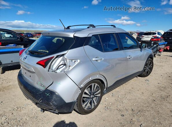 3N1CP5CU2JL522334 2018 NISSAN KICKS Silver Rear right
