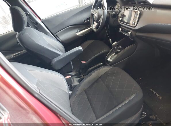 3N1CP5CU2JL531471 2018 NISSAN KICKS Red Widok wnętrza z przodu