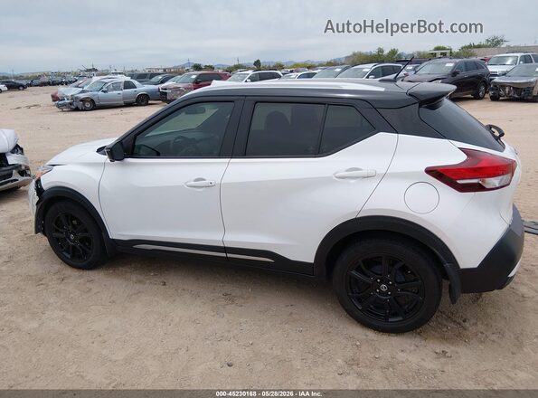 3N1CP5CU2KL498196 2019 NISSAN KICKS White Вид задньої частини салону