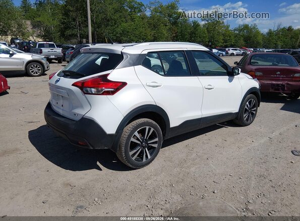 3N1CP5CU3JL545329 2018 NISSAN KICKS White Trasero derecho