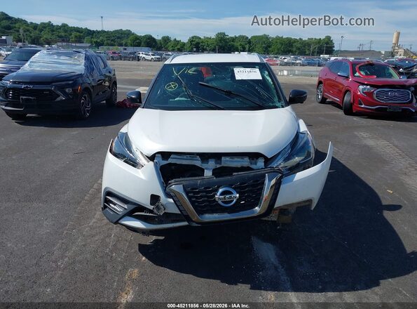 3N1CP5CU3KL532615 2019 NISSAN KICKS Белый Вид щитка приборов