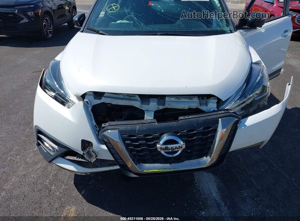 3N1CP5CU3KL532615 2019 NISSAN KICKS Белый Вид спереди