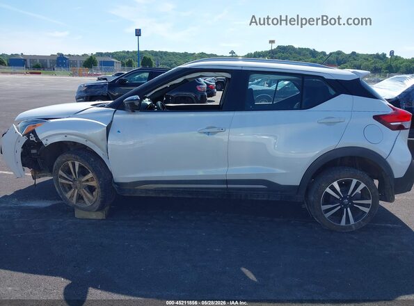 3N1CP5CU3KL532615 2019 NISSAN KICKS Белый Панорамный вид салона 360°