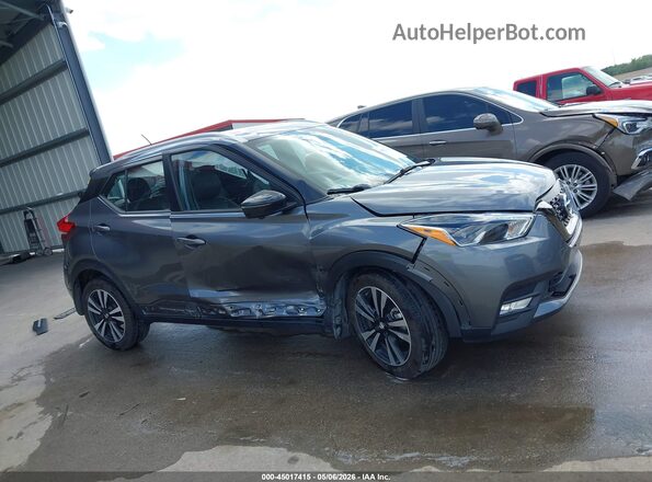 3N1CP5CU3KL540634 2019 NISSAN KICKS Gray 