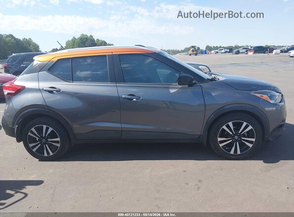 3N1CP5CU4JL514817 2018 NISSAN KICKS Gray უკანა სალონის ხედი