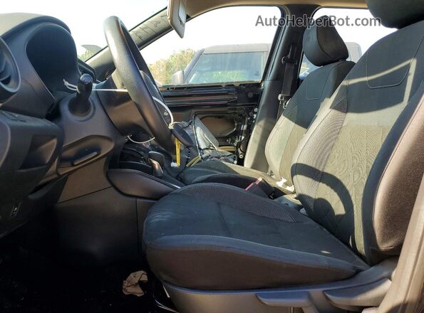 3N1CP5CU4KL530856 2019 NISSAN KICKS Black 