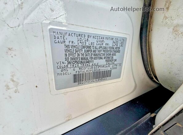 3N1CP5CU6JL540111 2018 NISSAN KICKS White Вид задніх сидінь