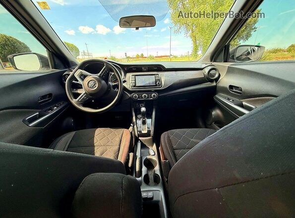 3N1CP5CU6JL540111 2018 NISSAN KICKS White Вид щитка приладів