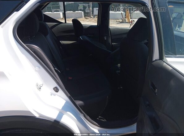 3N1CP5CU7JL540649 2018 NISSAN KICKS White 