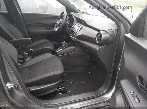 3N1CP5CU7KL496332 2019 NISSAN KICKS Gray Vista interior delantera