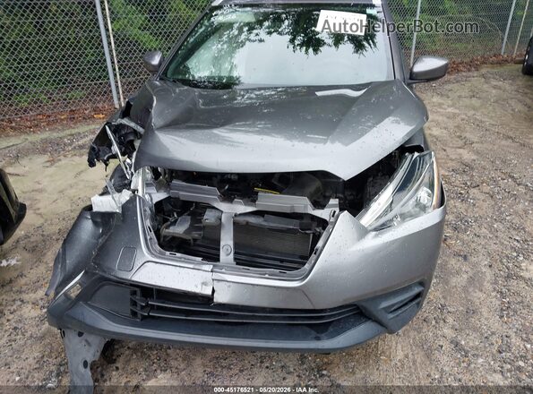 3N1CP5CU8JL512388 2018 NISSAN KICKS Серый Вид спереди