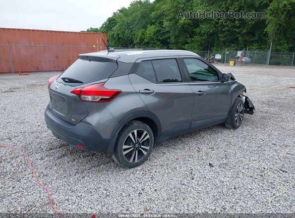 3N1CP5CU8JL512388 2018 NISSAN KICKS Серый Задняя правая четверть
