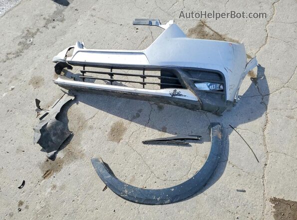 3N1CP5CU8JL528994 2018 NISSAN KICKS Silver Widok naklejki z numerem VIN