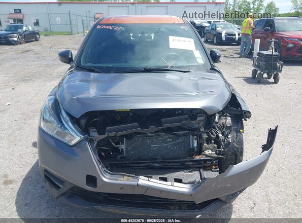 3N1CP5CU8KL517124 2019 NISSAN KICKS Gray ხელსაწყოთა პანელის ხედი