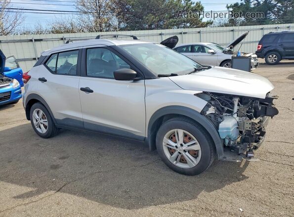 3N1CP5CU9KL504768 2019 NISSAN KICKS Silver Передня права чверть