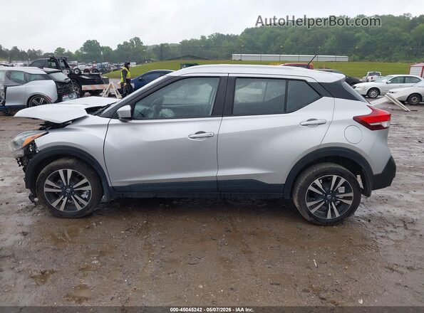 3N1CP5CU9KL541576 2019 NISSAN KICKS Silver Vista interior trasera
