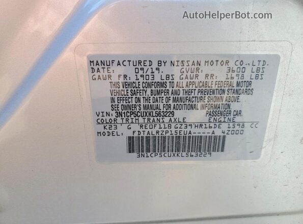 3N1CP5CUXKL563229 2019 NISSAN KICKS Silver Vista del compartimento del motor