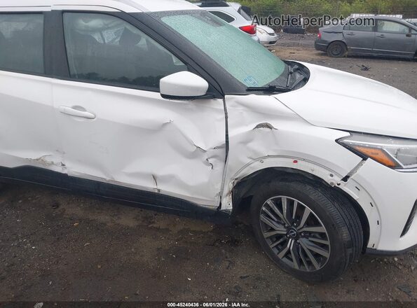 3N1CP5CV0NL524131 2022 NISSAN KICKS Белый Вид спереди