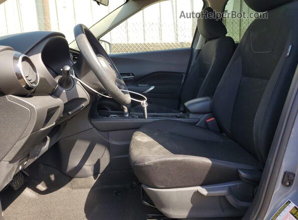 3N1CP5CV0PL545516 2023 NISSAN KICKS Gray Front interior view