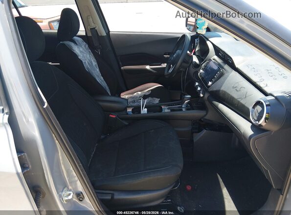 3N1CP5CV1RL500524 2024 NISSAN KICKS Gray წინა სალონის ხედი